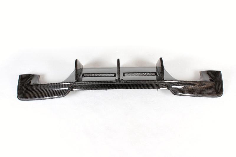 BMW 1 Series E82 Carbon Fiber Diffuser