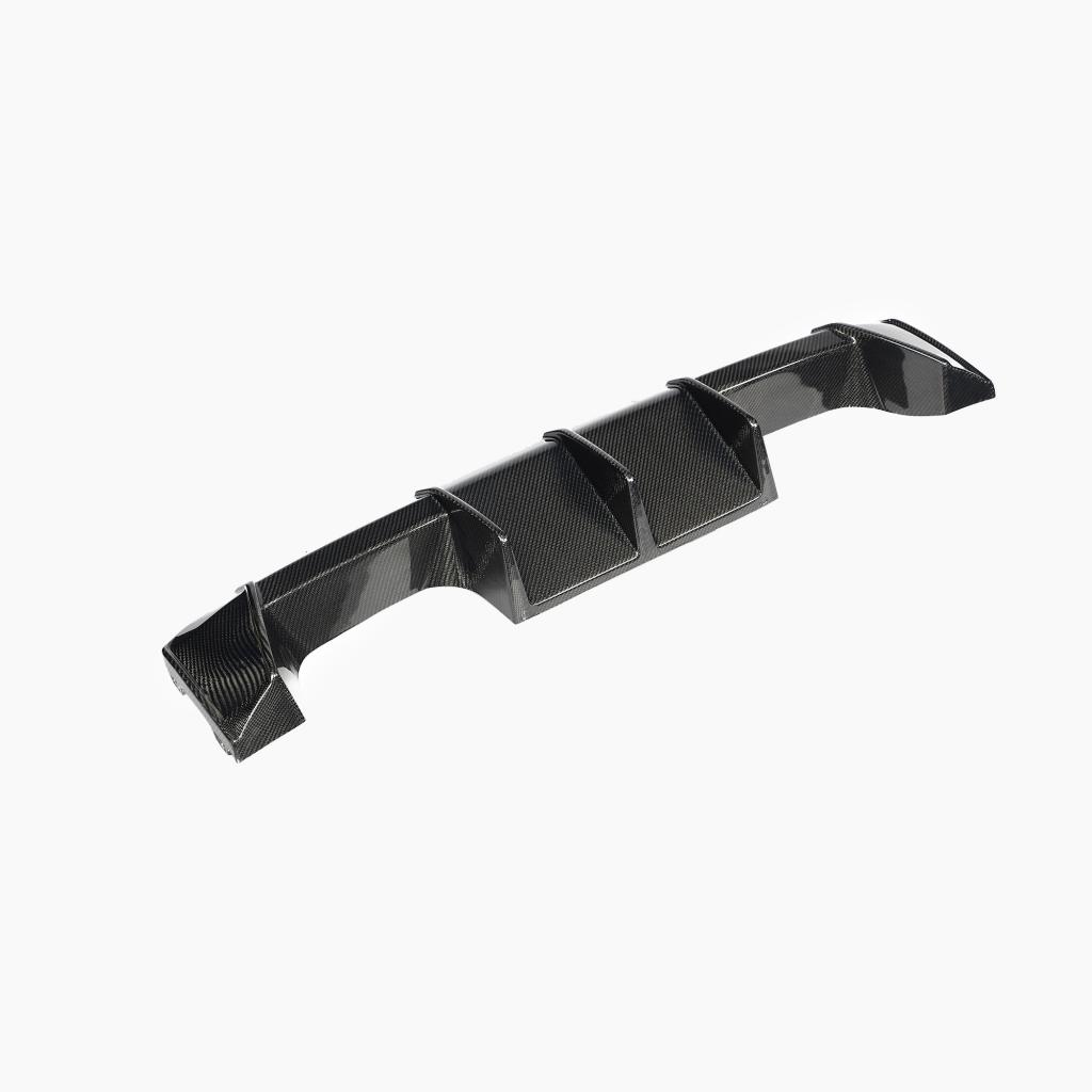 BMW M3 M4 G80 G82 G83 carbon fiber rear diffuser DC Style 8 - detail